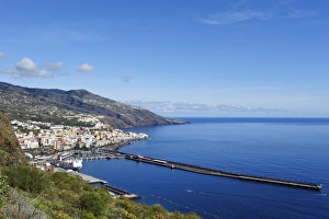 View of Santa Cruz de la Palma with harbour, capital of La Palma, Canary Islands, Spain View of Santa Cruz de la Palma with harbour, capital of La Palma, Canary Islands, Spain