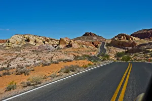 Views along Mouse Tank Road in Valley of Fire State Park, Nevada, USA Views along Mouse Tank Road in Valley of Fire State Park, Nevada, USA