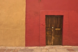 Wall and door in colonial San Miguel de Allende Wall and door in colonial San Miguel de Allende