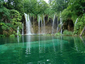 Travel imagery/unesco world heritage/waterfalls plitvice lakes croacia Travel imagery/unesco world heritage/waterfalls plitvice lakes croacia