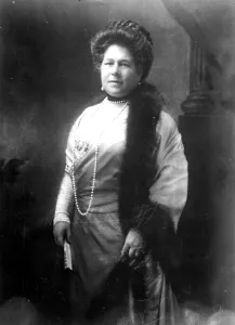 Austria Archduchess Friedrich Austrias model Royal Mother. 1914 Austria Archduchess Friedrich Austrias model Royal Mother. 1914