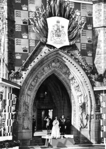H. M. Queen Elizabeth II and Prince Philip standing under the arch of the Peace Tower H. M. Queen Elizabeth II and Prince Philip standing under the arch of the Peace Tower