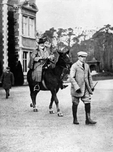 King Edward VII riding out to shoot at Sandringham, early 1900s King Edward VII riding out to shoot at Sandringham, early 1900s