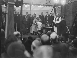 Print of the Duchess of York at Isle Dogs flats opening