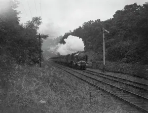 Royal Scot Express sets out to break new train speed record from Euston Royal Scot Express sets out to break new train speed record from Euston
