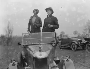 Weston & Banwell Harriers at Banwell Mrs Woodburn Bamberger and Mr C I Bertish 1925 Weston & Banwell Harriers at Banwell Mrs Woodburn Bamberger and Mr C I Bertish 1925