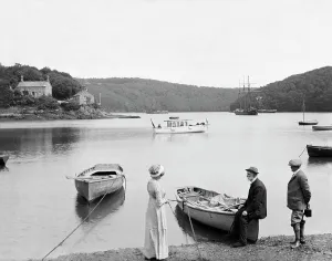 Malpas Ferry looking towards Ferryside Cottage and the Ferry House on the St Michael Malpas Ferry looking towards Ferryside Cottage and the Ferry House on the St Michael