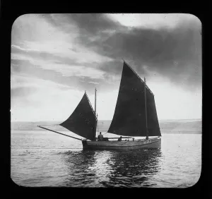 Mounts Bay fishing boat, Cornwall. Late 1800s / early 1900s Mounts Bay fishing boat, Cornwall. Late 1800s / early 1900s