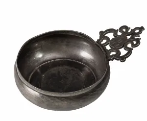 Pewter Porringer, Reading, Berkshire, England Pewter Porringer, Reading, Berkshire, England