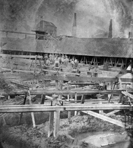 Surface workers at Wheal Sparnon dressing floor, Redruth, Cornwall. Around 1865 Surface workers at Wheal Sparnon dressing floor, Redruth, Cornwall. Around 1865