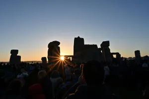 Britain-Solstice-Archaeology-Stonehenge-Sun Britain-Solstice-Archaeology-Stonehenge-Sun