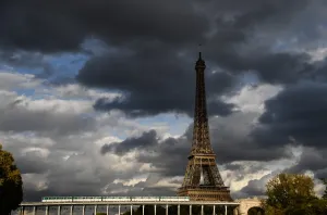 France-Architecture-Monuments-Eiffel-Tower France-Architecture-Monuments-Eiffel-Tower