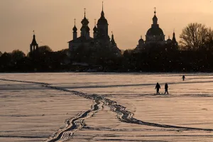 TOPSHOT-RUSSIA-TOURISM-RELIGION TOPSHOT-RUSSIA-TOURISM-RELIGION