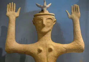 Minoan Goddess with Upraised Arms, 1200-1100 BC Print