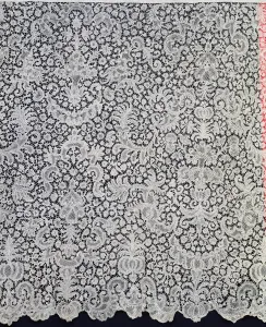 Aube, Lace from Brussels, 1725-1730 (lace) Aube, Lace from Brussels, 1725-1730 (lace)