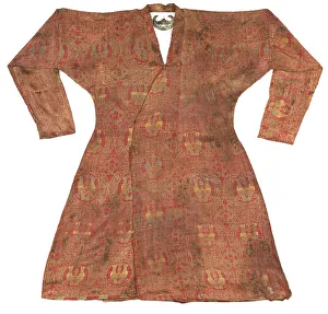 Brightly coloured Seljuk lampas robe, Central Asia, 11th - 12th century (silk) (see also 430215) Brightly coloured Seljuk lampas robe, Central Asia, 11th - 12th century (silk) (see also 430215)