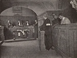 Criminal appearing before a Court (b/w photo) Criminal appearing before a Court (b/w photo)