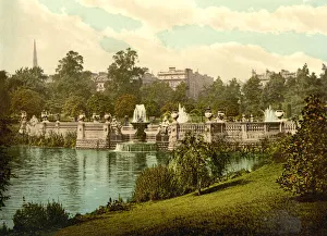 Fountains at Kensington Gardens, London, c.1890-1900 (photochrom) Fountains at Kensington Gardens, London, c.1890-1900 (photochrom)