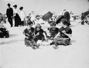A hasty lunch, Coney Island, New York, 1900-05 (b/w photo) A hasty lunch, Coney Island, New York, 1900-05 (b/w photo)