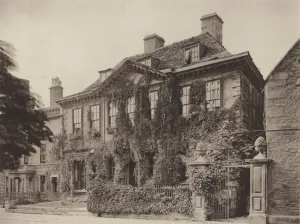 House at Trowbridge, Wilts (b/w photo) House at Trowbridge, Wilts (b/w photo)