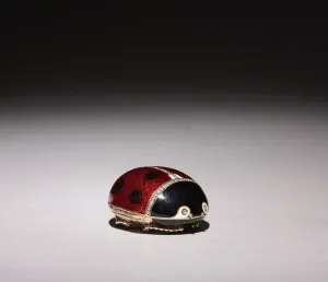 Ladybug Box, firm of Peter Carl Faberge (1846-1920), 1896-1903 (gold, enamel, diamonds) Ladybug Box, firm of Peter Carl Faberge (1846-1920), 1896-1903 (gold, enamel, diamonds)
