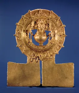 Pendant representing a sun disk, Zaachila, Oaxaca (gold) Pendant representing a sun disk, Zaachila, Oaxaca (gold)