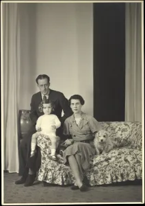 Photo Ak Princess Elisabeth of Greece and Denmark, Count of Toerring Jett. (b/w photo) Photo Ak Princess Elisabeth of Greece and Denmark, Count of Toerring Jett. (b/w photo)