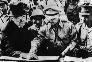 US President Harry Truman and General Douglas Mc Arthur during the Korean War (1950-1953) US President Harry Truman and General Douglas Mc Arthur during the Korean War (1950-1953)