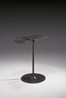 SN9 Gueridon with three leaves, two being adjustable, c.1930 (patinated wrought iron) SN9 Gueridon with three leaves, two being adjustable, c.1930 (patinated wrought iron)