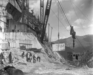 Yule quarry - crane and power house facilities of the Yule Marble Co Yule quarry - crane and power house facilities of the Yule Marble Co