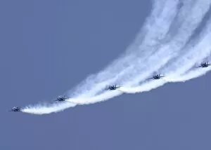 Images Dated 1st January 2006: The Blue Angels performing a line abreast loop during an air show