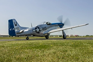 A P-51 Mustang taxiing at Waukegan, Illinois A P-51 Mustang taxiing at Waukegan, Illinois