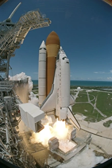 Space Shuttle Discovery Print - July 4, 2006 Launch