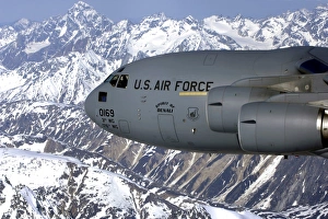 The Spirit of Denali flies over the Alaska Range The Spirit of Denali flies over the Alaska Range
