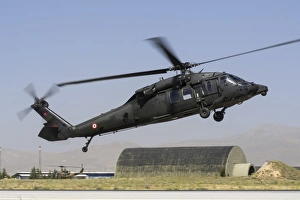 A Turkish Jandarma S-70 Black Hawk helicopter A Turkish Jandarma S-70 Black Hawk helicopter