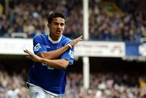 Images Dated 27th May 2005: Tim Cahill celebrates scoring Evertons second
