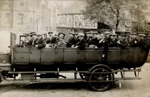 Charabanc outside the Sheaf House Hotel, No. 329 Bramall Lane, 1906 Charabanc outside the Sheaf House Hotel, No. 329 Bramall Lane, 1906