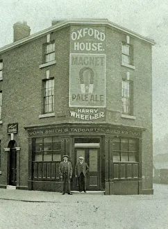Oxford House pub, Moore Street, Sheffield, c. 1900 Oxford House pub, Moore Street, Sheffield, c. 1900