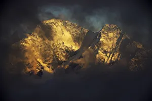Donguzuron mountain (4, 468m) (left) and Makratau (4, 269m) at sunset, seen from Mount Elbrus Donguzuron mountain (4, 468m) (left) and Makratau (4, 269m) at sunset, seen from Mount Elbrus