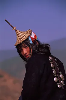 Laya woman from West Bhutan wearing head-dress Bhutan Population approximately 800 Laya woman from West Bhutan wearing head-dress Bhutan Population approximately 800