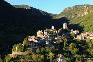 Peyreleau medieval village. Gorge de la Jonte, Causse, Cevennes, Massif Central, Ayeyron Peyreleau medieval village. Gorge de la Jonte, Causse, Cevennes, Massif Central, Ayeyron
