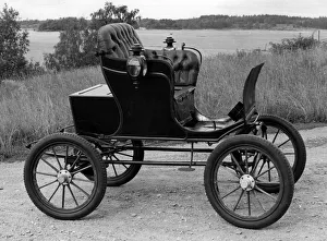 Vintage Electric Vehicle Prints: 1902 Baker Electric. Creator: Unknown