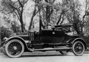 Black And White Automobiles Prints: 1913 Siddeley Deasy. Creator: Unknown