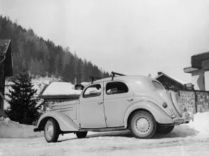 1947 Ford V8 Pilot Print