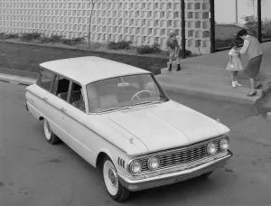 Vintage Automobile Images Prints: 1961 Mercury Comet. Creator: Unknown