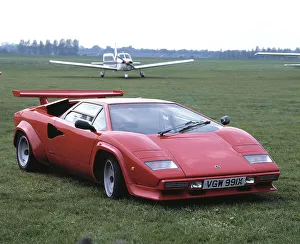 Italian Sports Car Prints: 1982 Lamborghini Countach 400