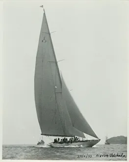 The 205 ton J-class yacht Velsheda sailing close hauled, 1933 The 205 ton J-class yacht Velsheda sailing close hauled, 1933