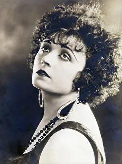 Classic Black And White Portrait Prints: 2683601