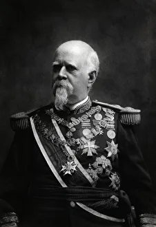 Authority Figure Image Prints: 2684718