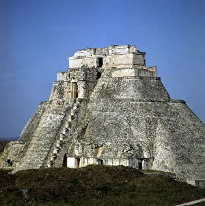 Ancient Maya City Prints: 2686433